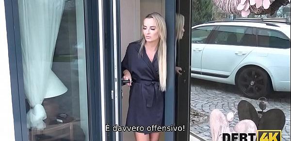 DEBT4k. Magnifica Victoria Pure fa sesso meraviglioso con un agente di debito